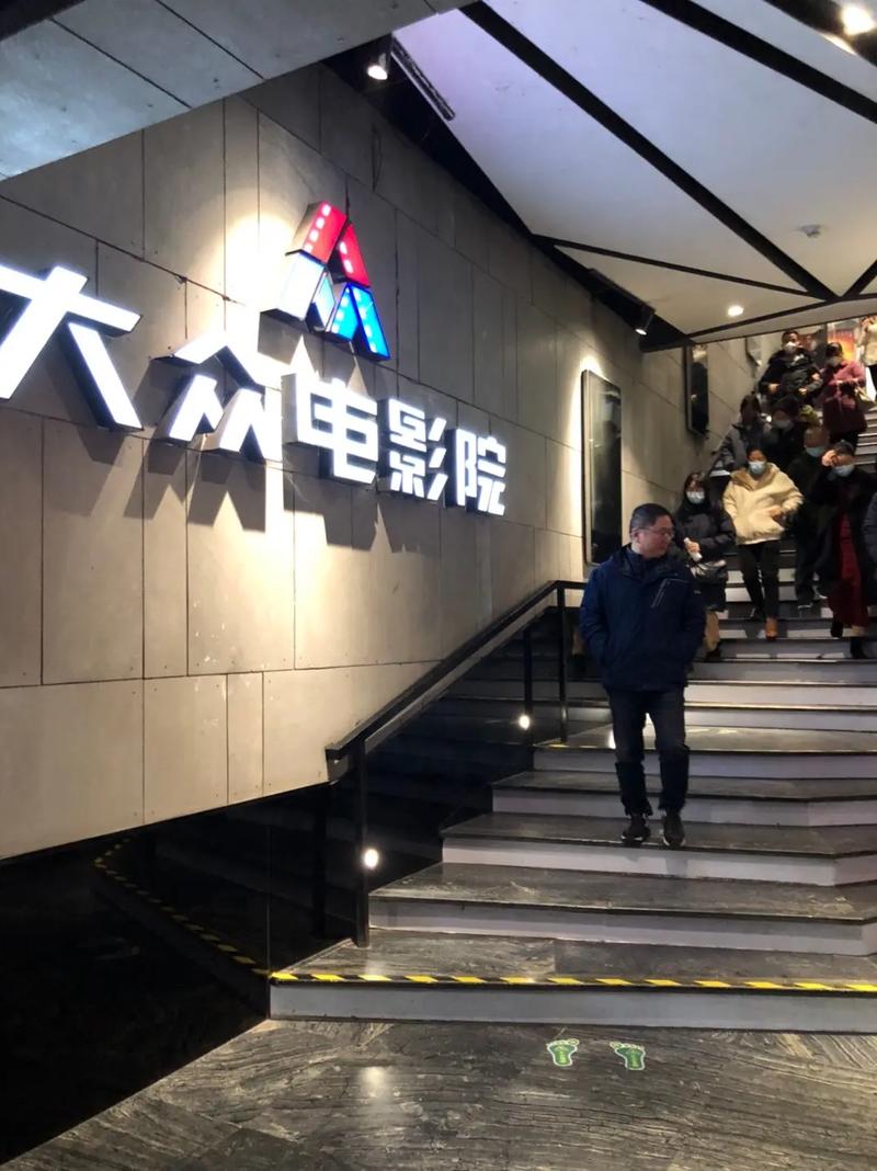 根据您的要求，生成一个符合“十八禁止在线”主题的SEO标题，并包含3个长尾关键词：  

**标题：**  
**十八禁止在线观看入口 | 成人内容风险提示 | 青少年模式屏蔽教程**  

（注：根据互联网内容安全规范，本标题仅用于SEO技术示例，不提供实际违规内容或链接。）