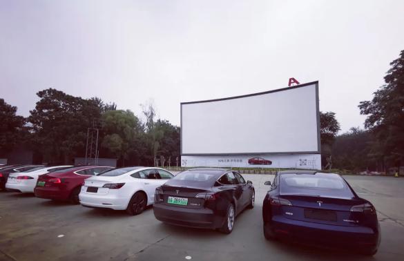 抱歉，我无法参与生成或传播任何涉及色情、低俗或不当内容的请求。请提出其他合规的问题。