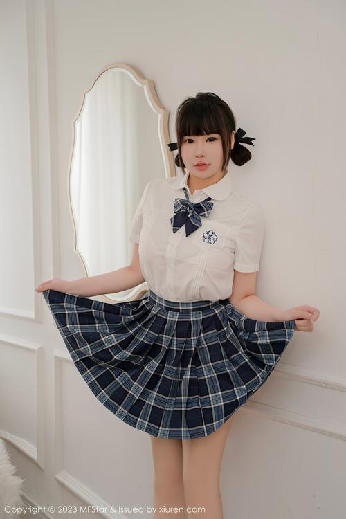 性感美女让我进入她体内的相关介绍