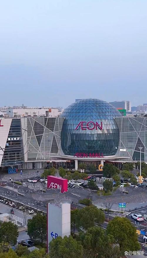老湿新影院2025新版免费观影指南，畅享高清无广告影视资源